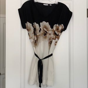 Blouse w/ Adjustable Tied Waist